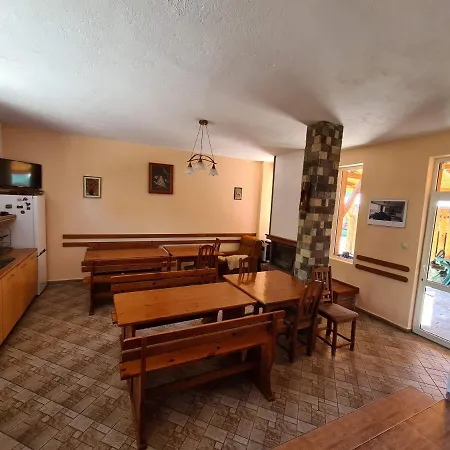 Mura 3* Razłog